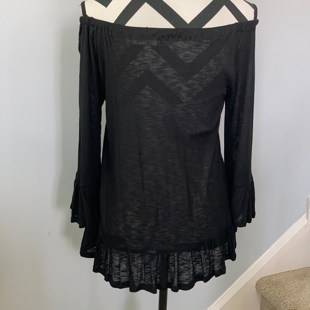 Black Off the Shoulder Ruffle Sleeve Top - Picture 3 of 8